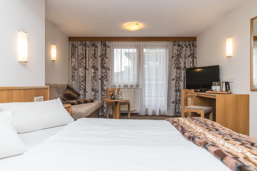 Hotel Idhof Ішгль Екстер'єр фото